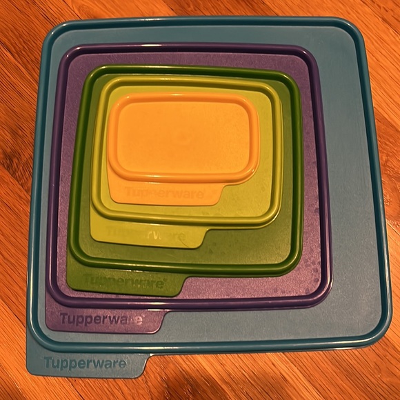 Tupperware Nesting Stackable Storage Containers - 5 Piece Set With Multi… - Picture 9 of 11